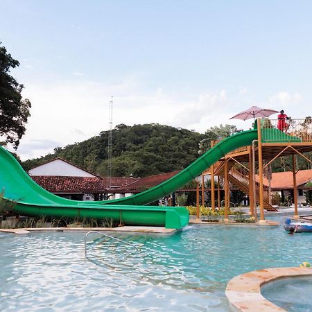 Resort Fazenda 3 Pinheiros เอนเชนเอโรปาสซอส ภายนอก รูปภาพ